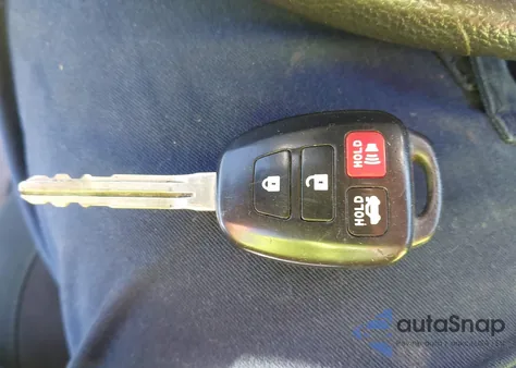 2018 Toyota Corolla Le из США, поврежденный, VIN 5YFBURHE7JP830404